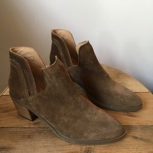 Vince Camuto "Imagine" Ankle Booties